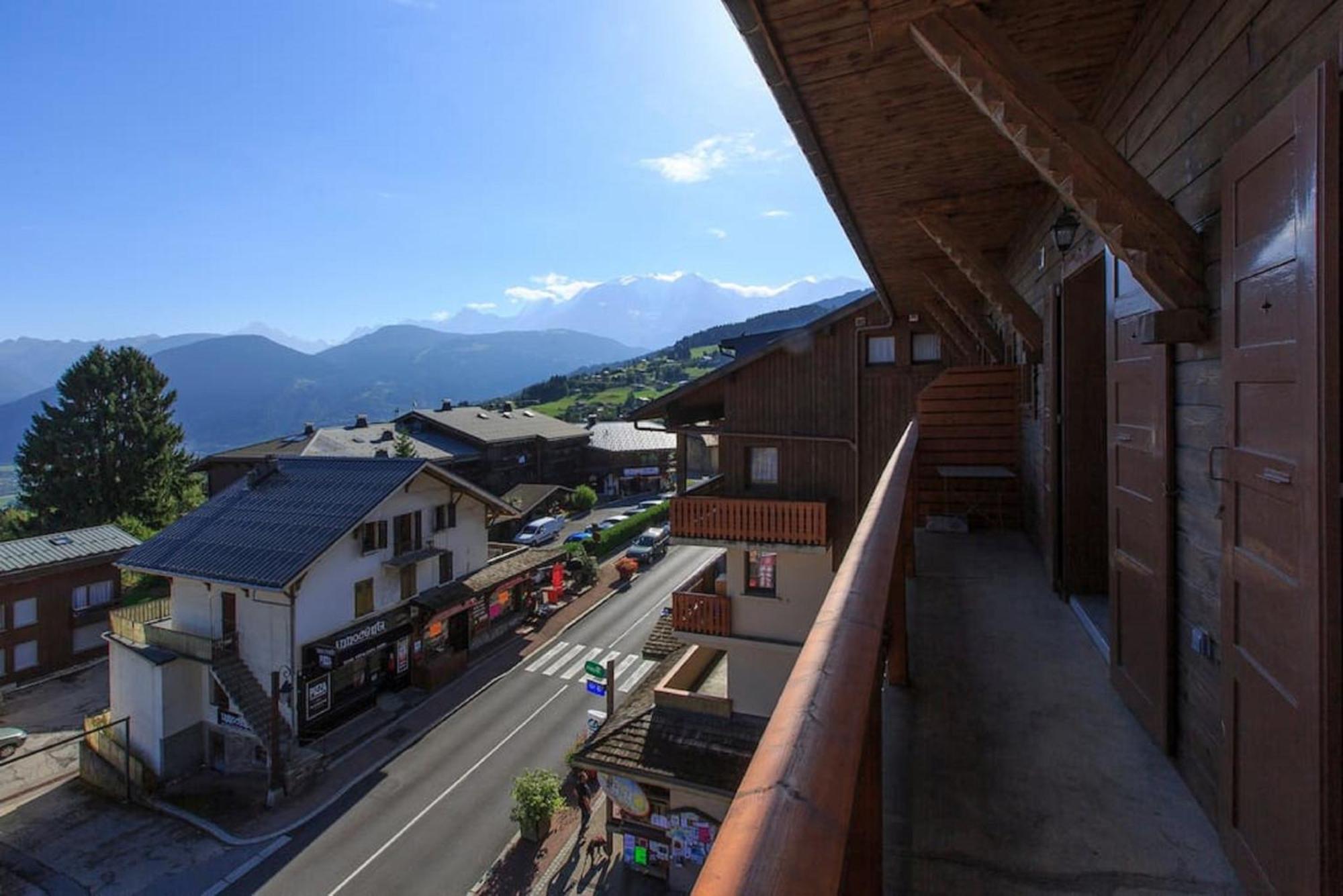 Les Aiguilles De Warens Aparthotel Combloux Exteriör bild