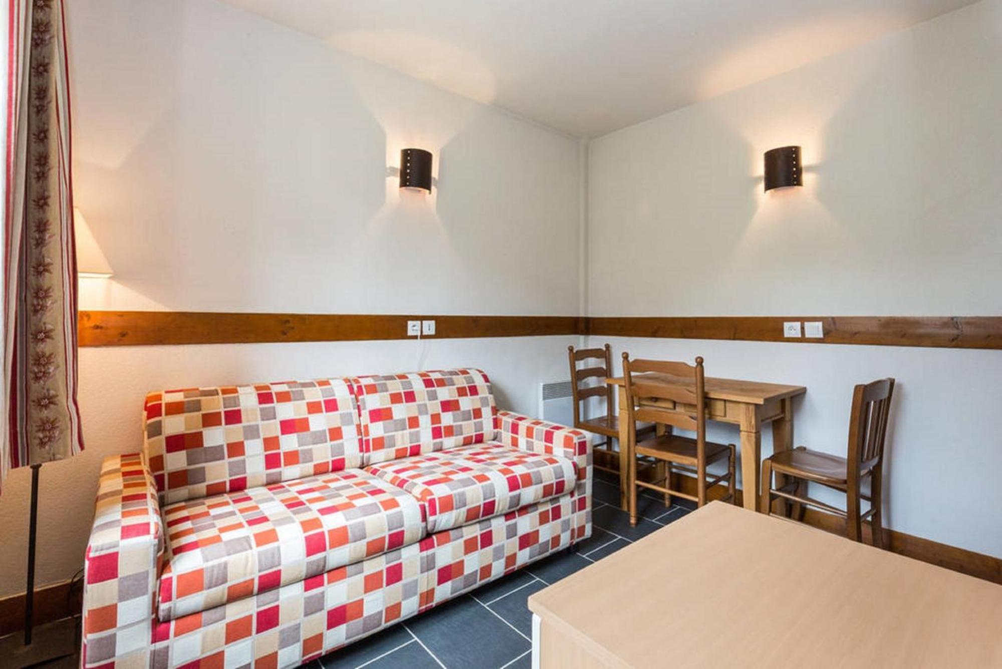 Les Aiguilles De Warens Aparthotel Combloux Exteriör bild