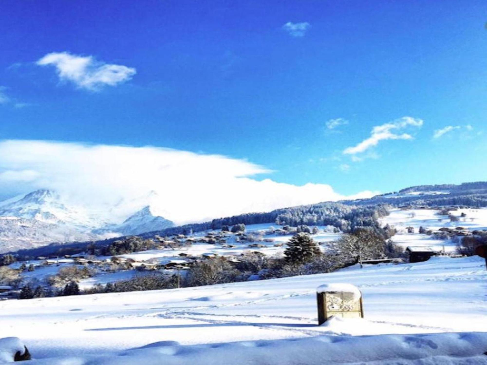 Les Aiguilles De Warens Aparthotel Combloux Exteriör bild