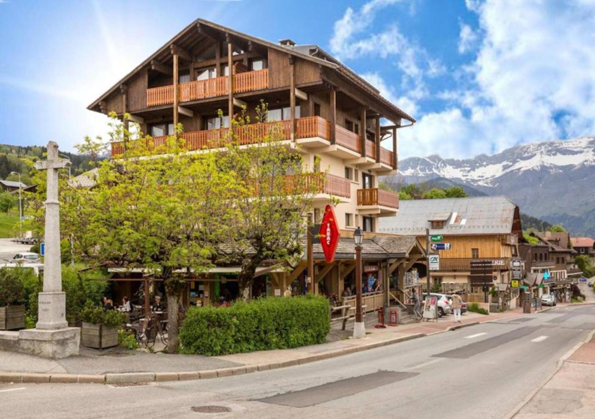 Les Aiguilles De Warens Aparthotel Combloux Exteriör bild