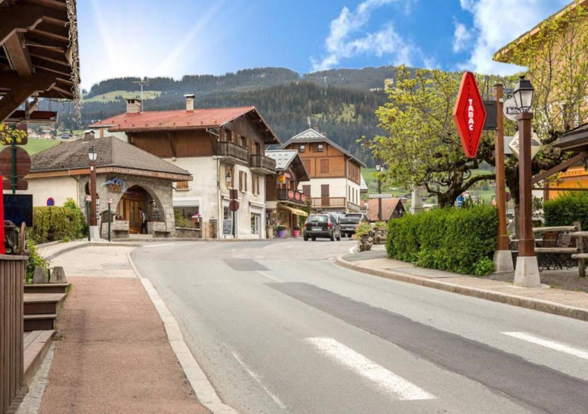Les Aiguilles De Warens Aparthotel Combloux Exteriör bild